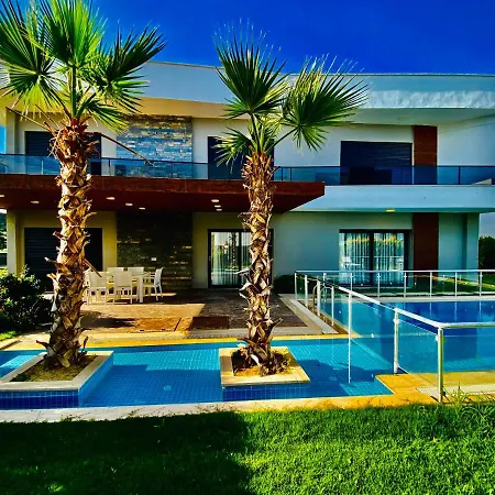 Nda Havuzlu Oasis Evleri 8 Villa