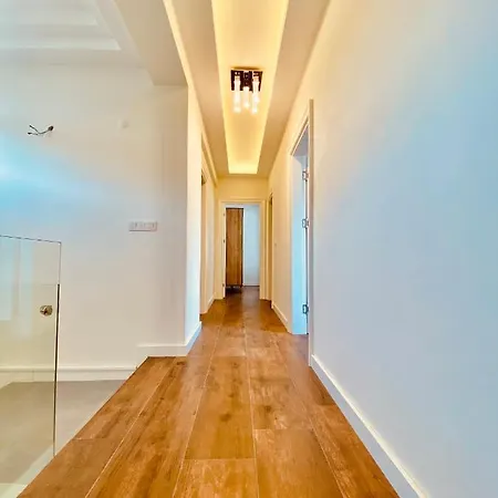 Nda Havuzlu Oasis Evleri 8 קוסדסי