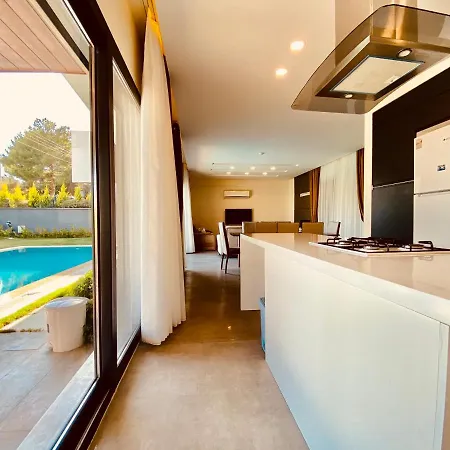 Nda Havuzlu Oasis Evleri 8 Kusadasi